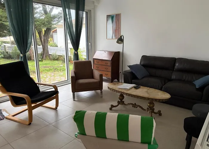 Maison Avec Jardin Arbore Et Calme Tatil Evi